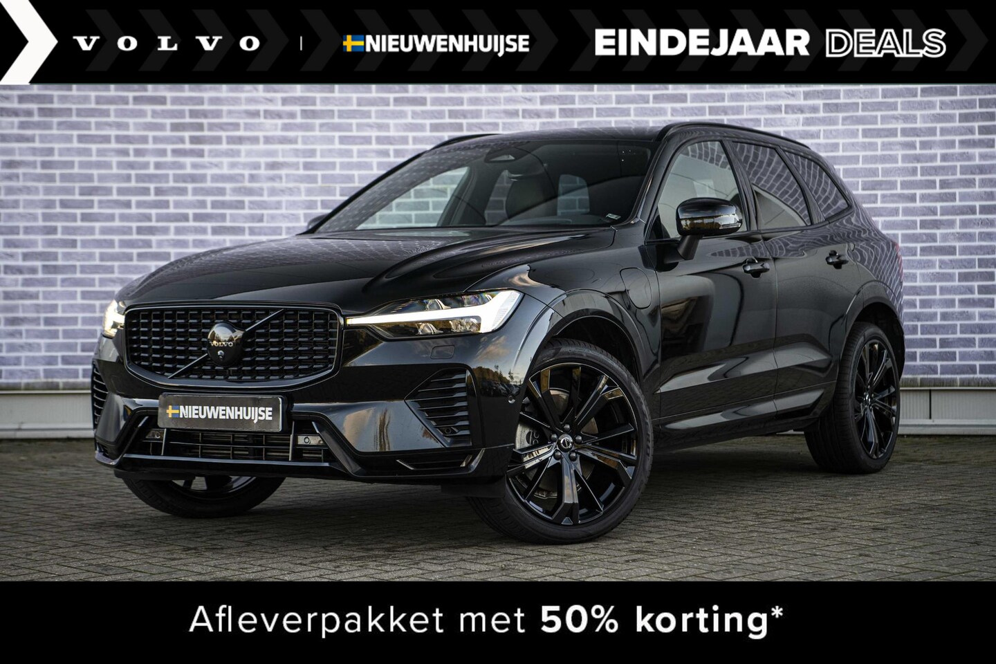 Volvo XC60 - 2.0 Recharge T8 AWD Ultimate Black Edition | 360° Camera | Head-up Display | Gelamineerd g - AutoWereld.nl