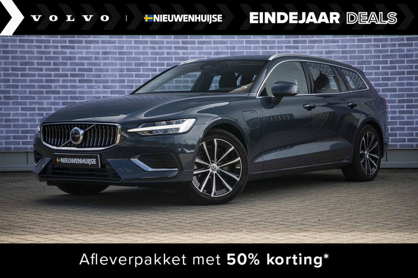 Volvo V60 - 2.0 T6 Recharge AWD Plus Bright | Long Range | Trekhaak | Adaptieve Cruise Control | Keyle - AutoWereld.nl