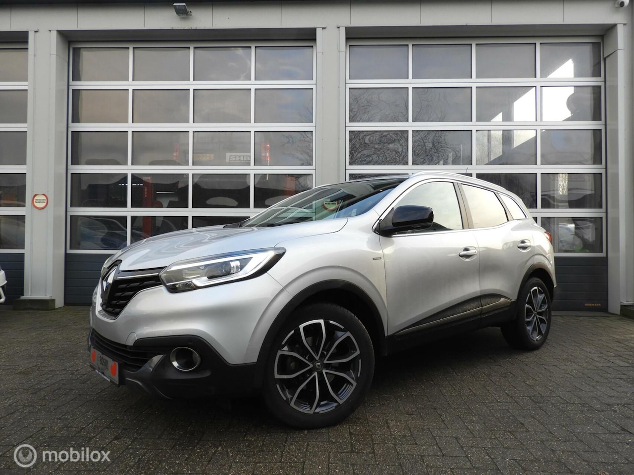 Renault Kadjar - 1.2 TCe GRAPHITE 131 PK - AutoWereld.nl