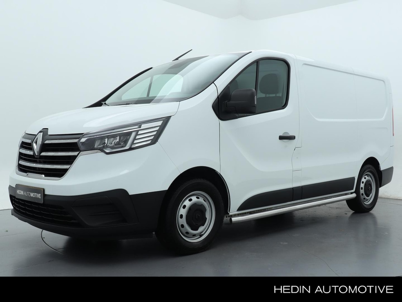 Renault Trafic - 2.0 dCi 110 T29 L1H1 Comfort | Trekhaak - AutoWereld.nl