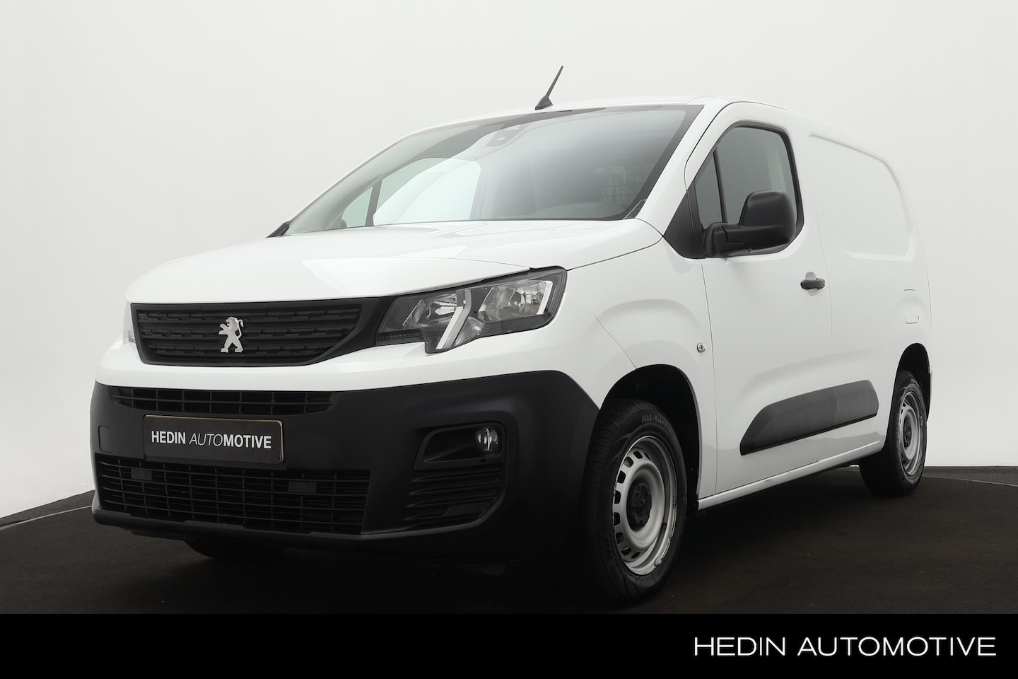 Peugeot Partner - 1.5 BlueHDI Premium | Navigatie via Apple/Android | Airco  | Cruise Control | Zijschuifdeu - AutoWereld.nl