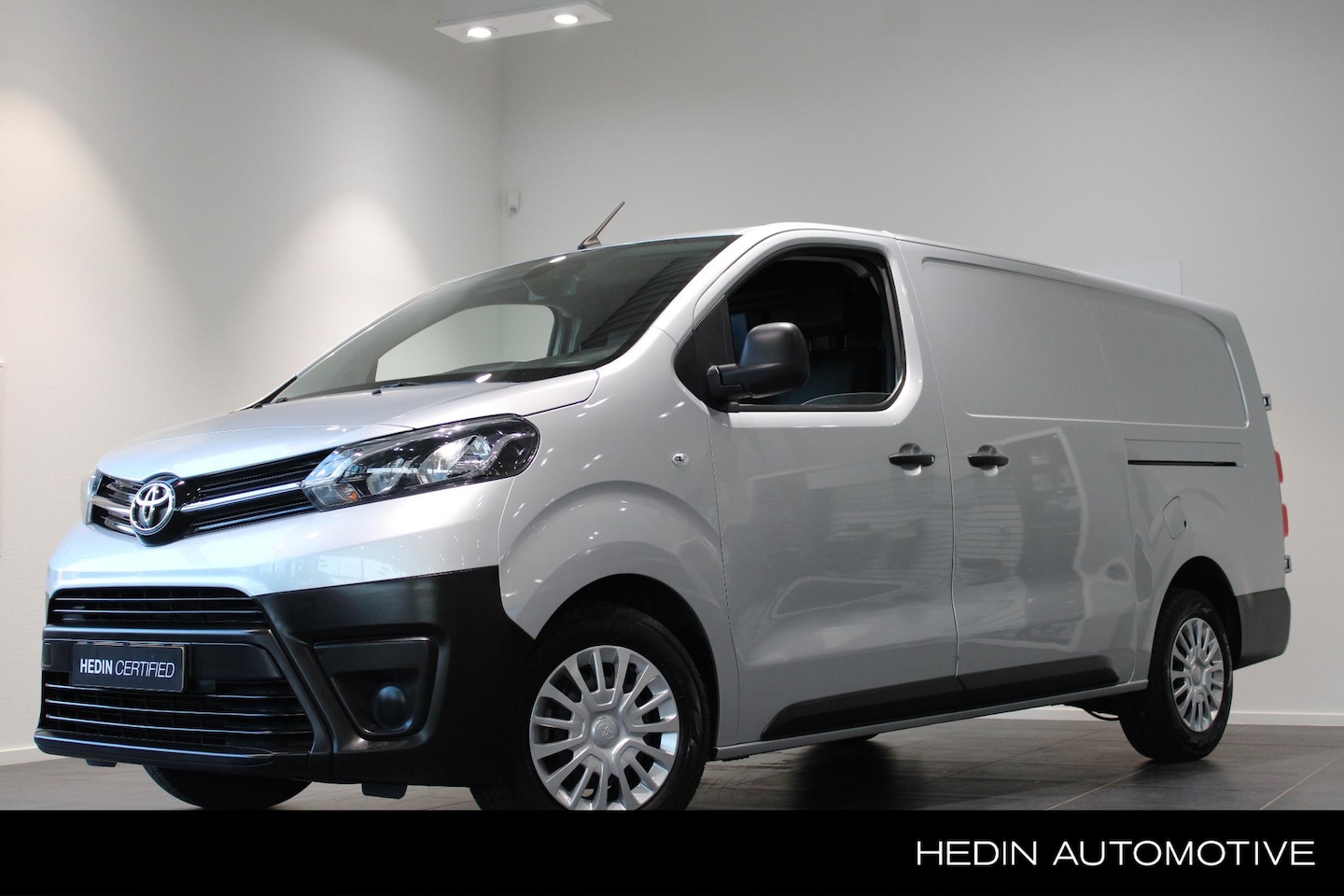 Toyota PROACE Long Worker - 2.0 D-4D Navigator 2.0 D-4D Navigator - AutoWereld.nl