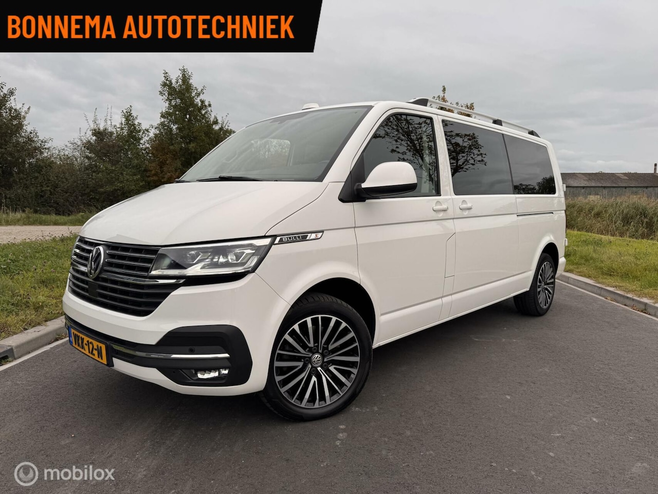 Volkswagen Transporter - 2.0 TDI L2H1 30 DC Bulli Automaat - AutoWereld.nl