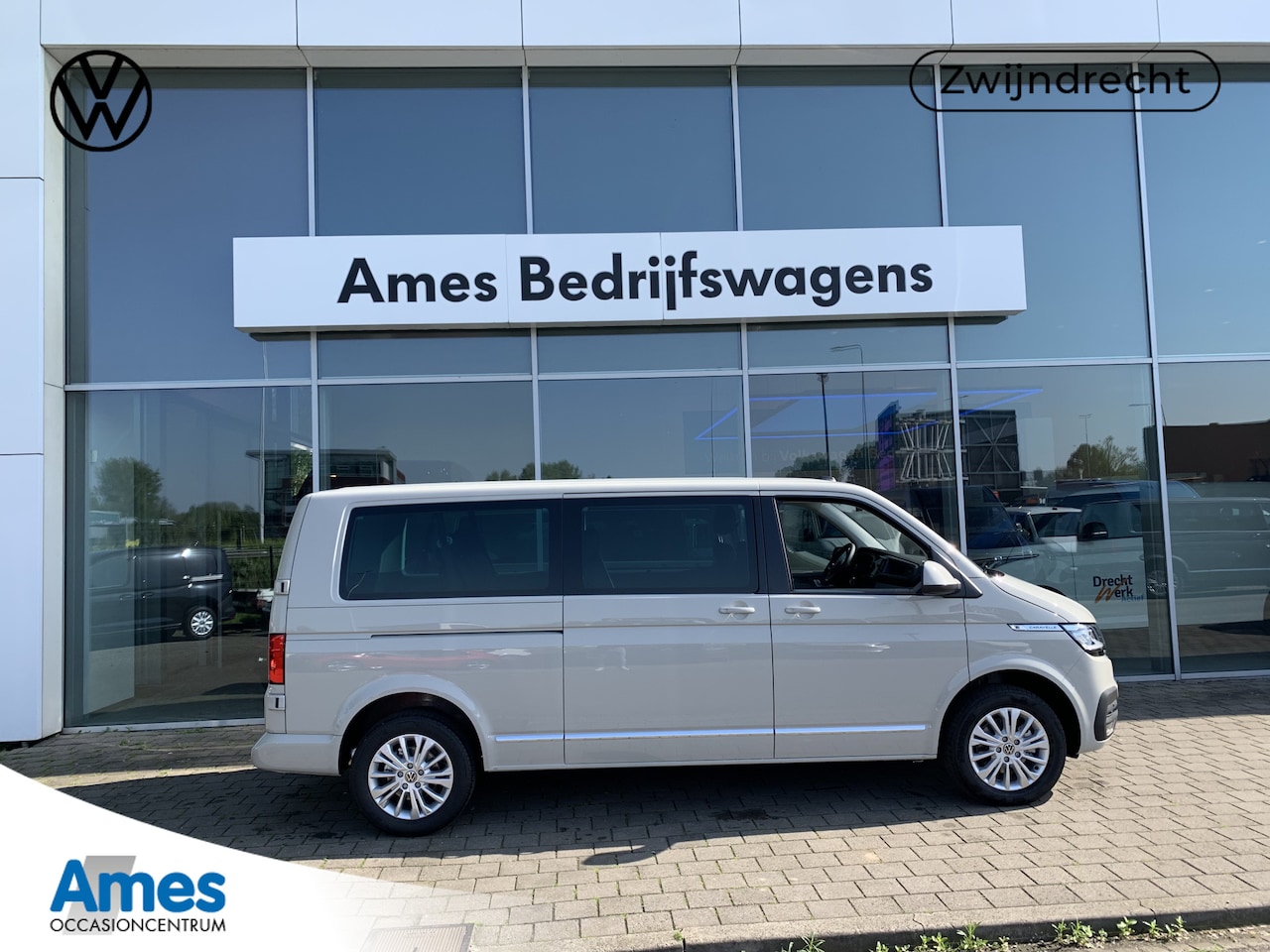 Volkswagen Transporter Caravelle - 2.0 TDI 150PK DSG DC | FULL OPTION | Led | digital cockpit | Leer | - AutoWereld.nl