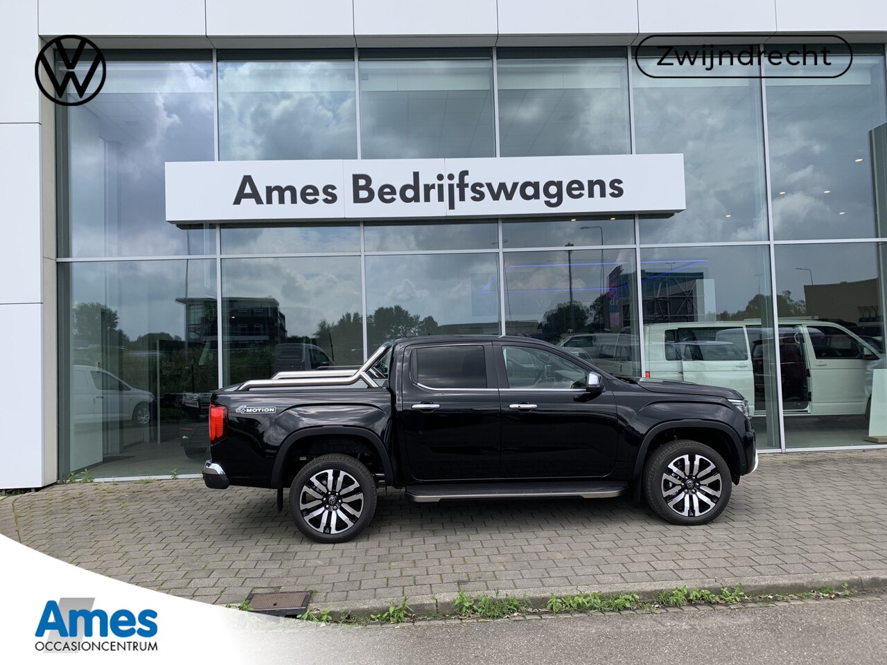 Volkswagen Amarok - 3.0 TDI 4Motion Plus Cab (2 zits) Aventura 240PK automaat | led matrix | Harman Kardon - AutoWereld.nl