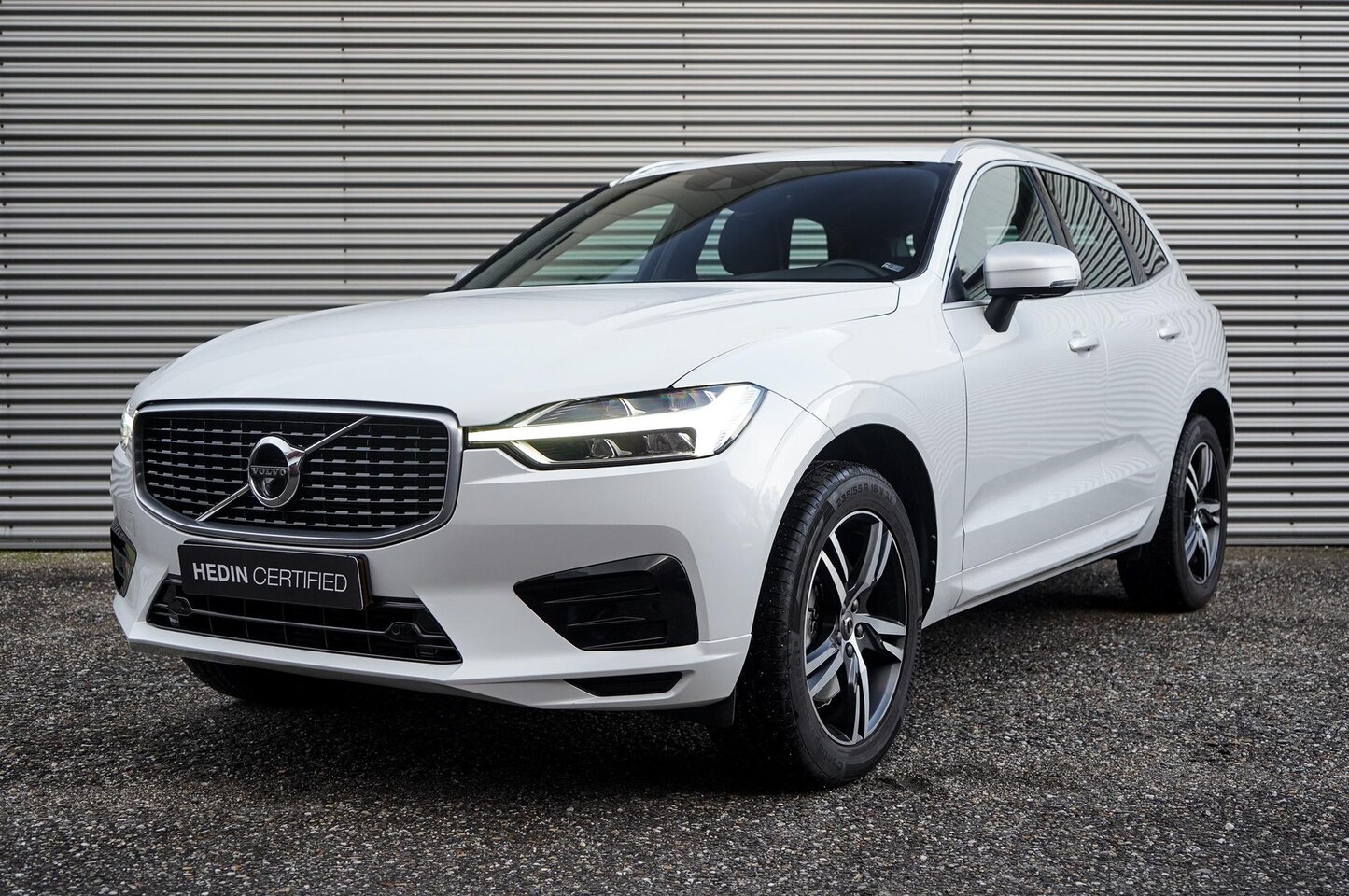 Volvo XC60 - T5 R-Design | Adaptive Cruise | BLIS | 360 Camera | Standkachel | Stuur/Stoelverwarming V/ - AutoWereld.nl