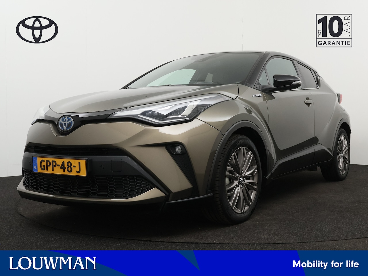 Toyota C-HR - 2.0 Hybrid Executive Bi-Tone Limited | Half leder | LM velgen | Parkeersensoren | JBL | St - AutoWereld.nl