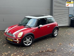 MINI Cooper - 1.6 / PANORAMADAK / AIRCO / RIJDT SCHAKELT GOED