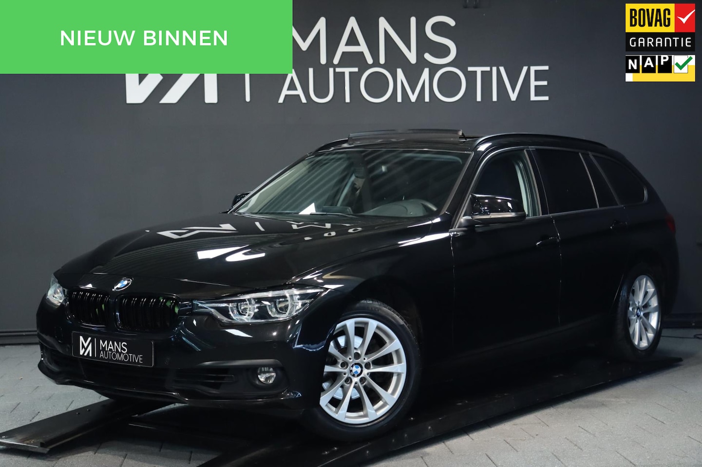 BMW 3-serie Touring - 318i Sportline / PANODAK / LED / PDC V+A / NAVI - AutoWereld.nl