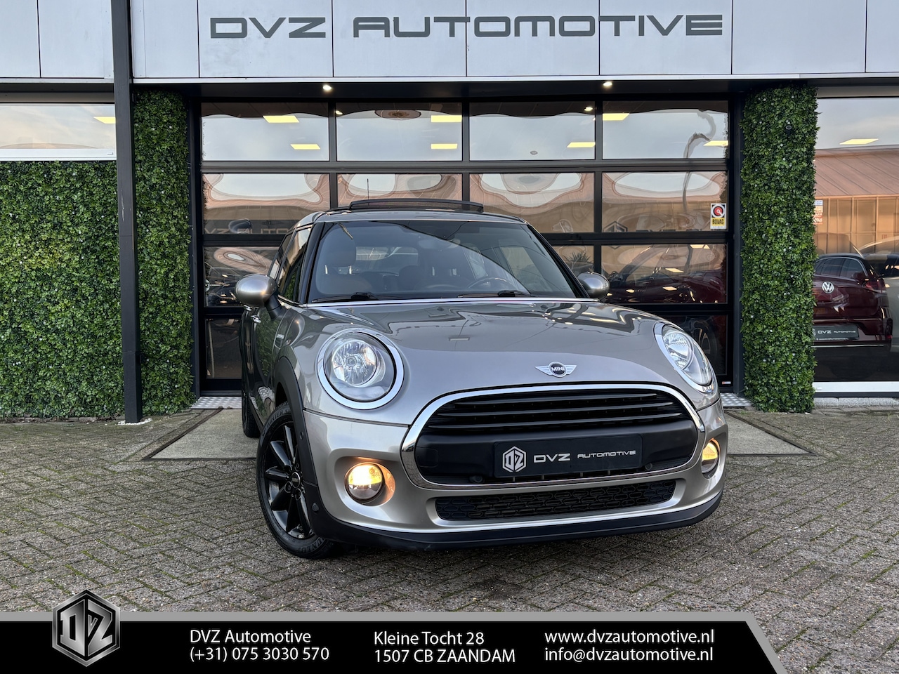 MINI One - Mini 1.2 Pepper Business | Pano | PDC | LMV - AutoWereld.nl