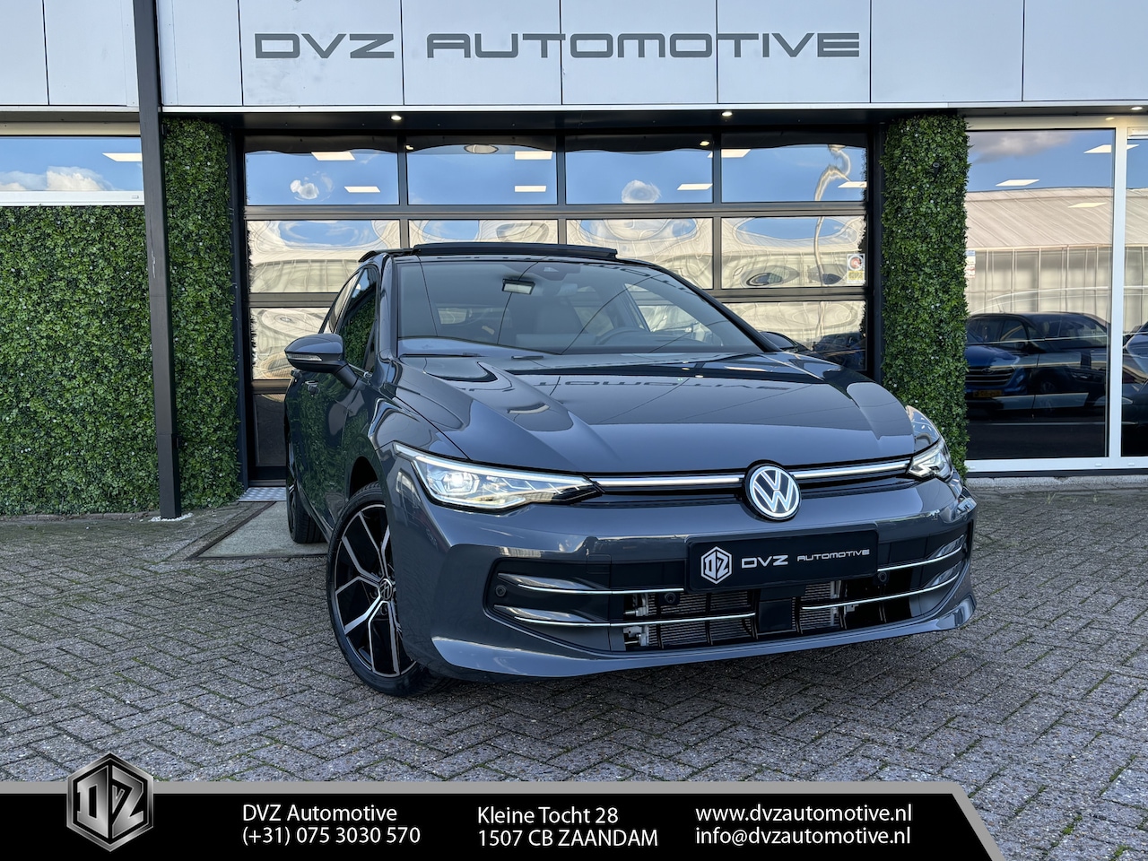 Volkswagen Golf - 1.5eTSI 50 Edition | Pano | HUD | Nieuw Model - AutoWereld.nl