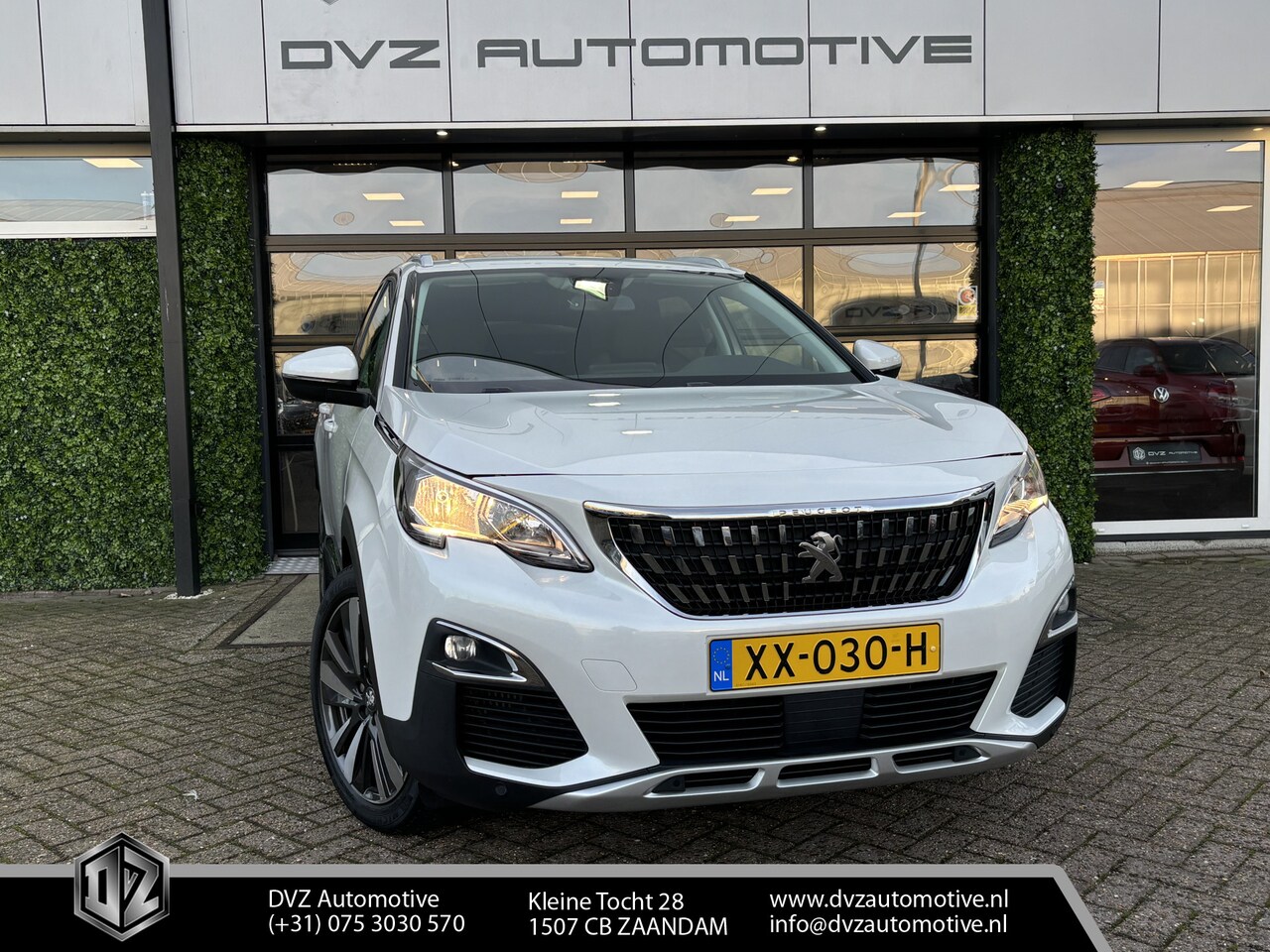 Peugeot 3008 - 1.2 PureTech EAT8 Allure | Carplay | Camera | Dealer Ond. - AutoWereld.nl