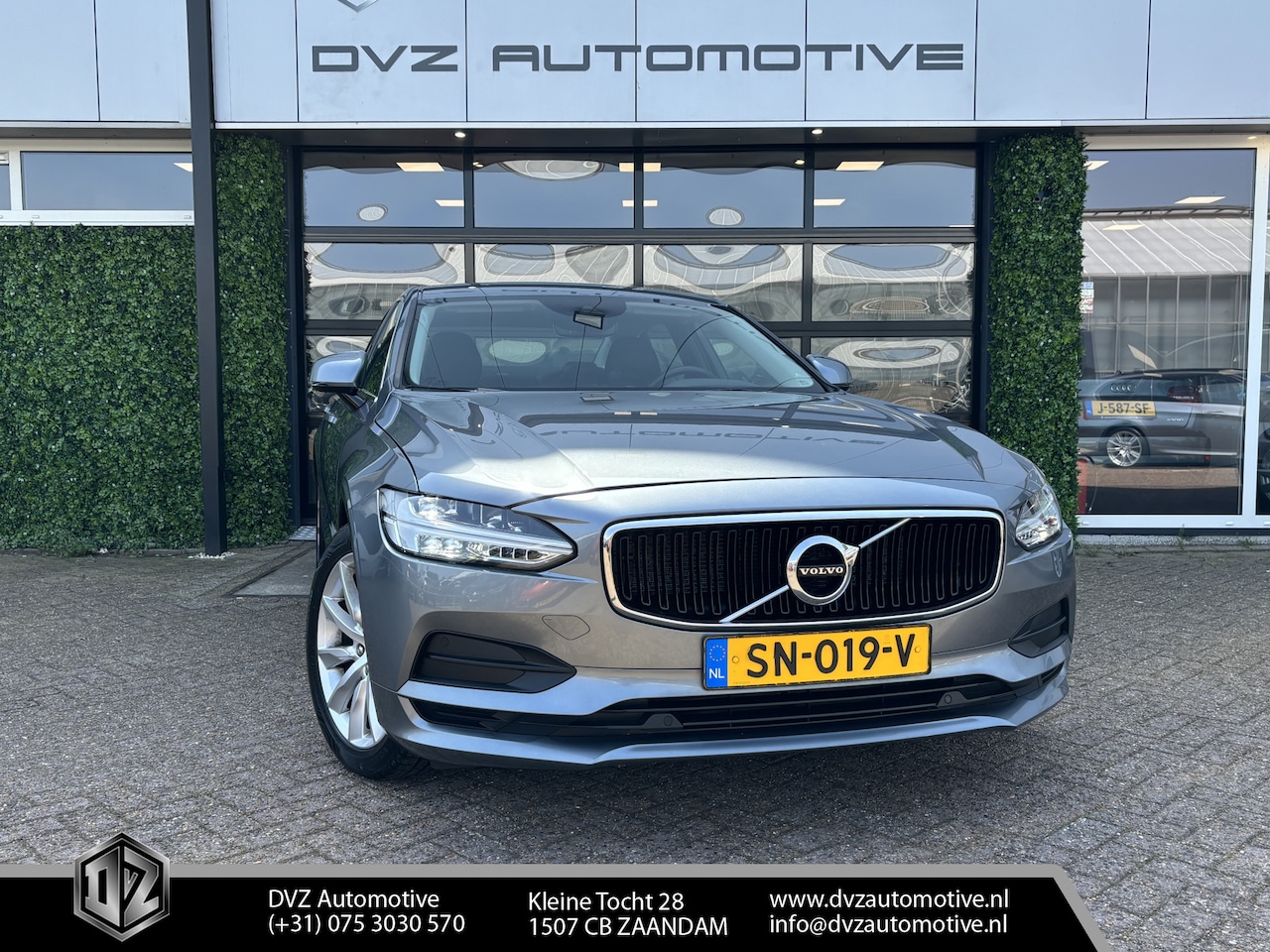 Volvo S90 - 2.0 T4 Momentum+ | Leder | Drive Assist | - AutoWereld.nl