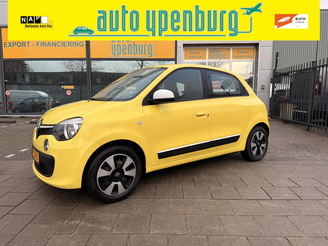 Renault Twingo - 1.0 SCe Expression * 124.062 Km * Airco * Cruise Control * - AutoWereld.nl