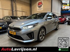 Kia Cee'd Sportswagon - Ceed PHEV EXECUTIVELINE AUTOMAAT NAVI / CAMERA PANODAK AFN.TREKHAAK LEDER BOMVOL NL AUTO N