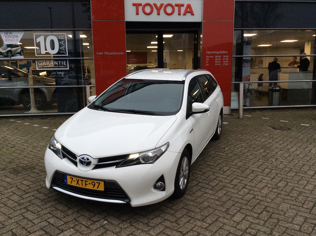 Toyota Auris - 1.8 Hybrid Aspiration 1.8 Hybrid Aspiration - AutoWereld.nl