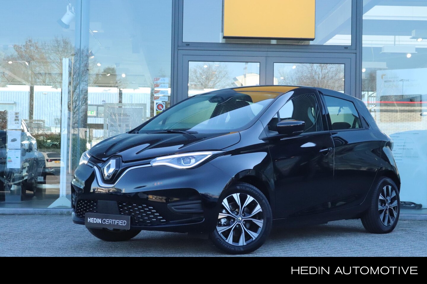 Renault Zoe - R135 Evolution | Stoelverwarming | Stuurwielverwarming | Parkeersensoren | - AutoWereld.nl