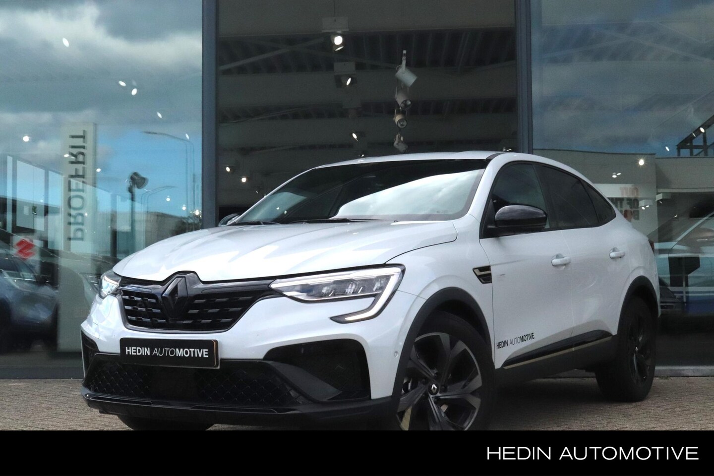 Renault Arkana - E-Tech Hybrid 145 Automaat E-Tech Engineered | lederen bekleding | Carplay | Stoel en stuu - AutoWereld.nl