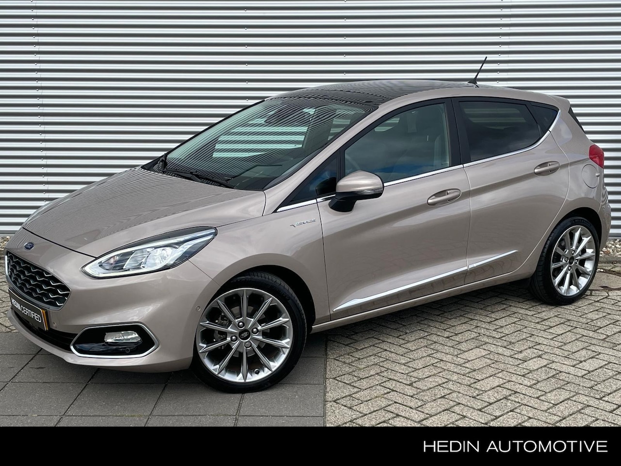 Ford Fiesta - 1.0 EcoBoost Vignale | Panoramadak | Lederen bekleding | Achteruitrijcamera | B&O audiosys - AutoWereld.nl