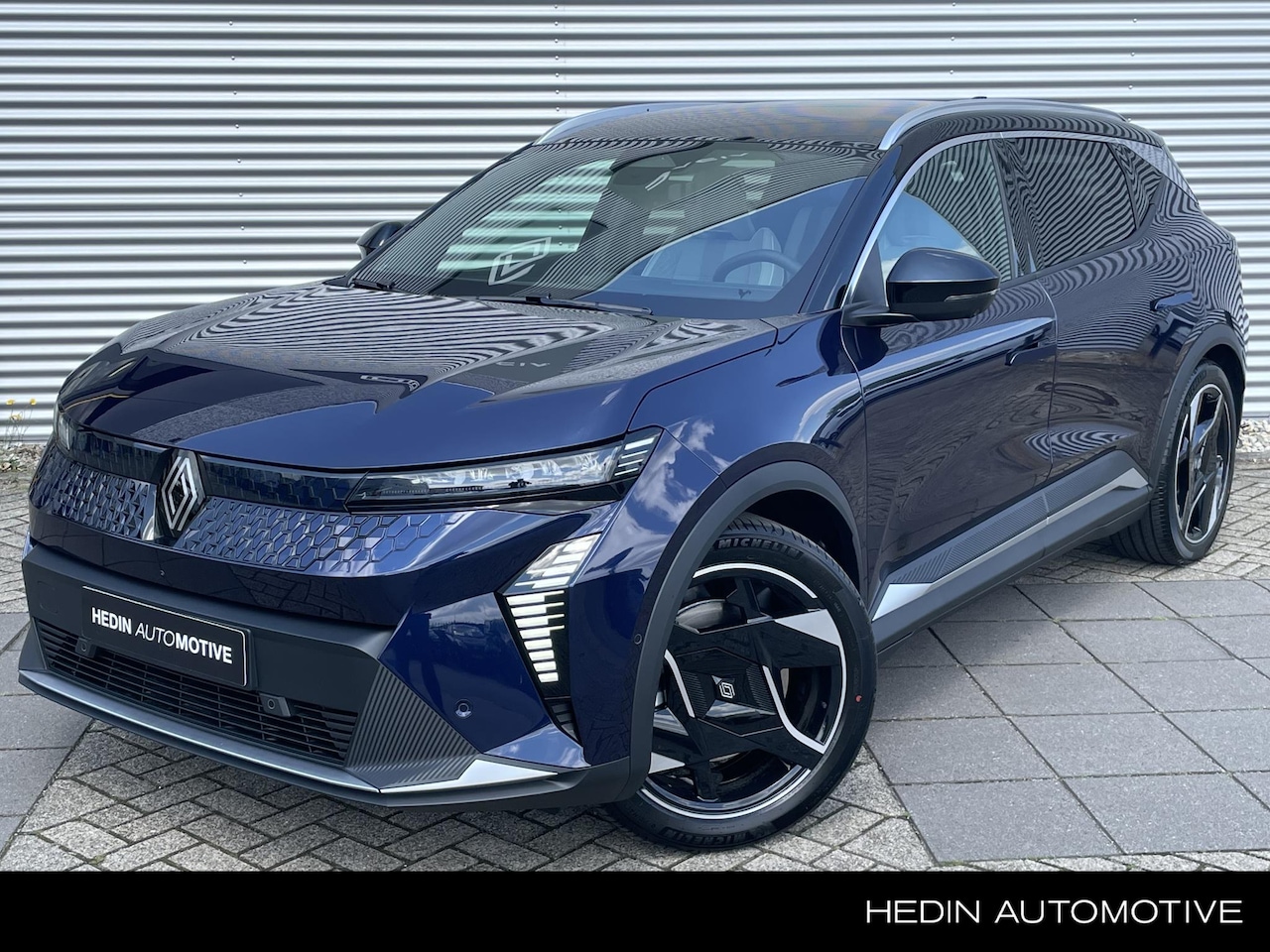 Renault Scenic E-Tech - Long Range Iconic | Pack Augmented Vision | Panoramadak | Harman/Kardon - AutoWereld.nl