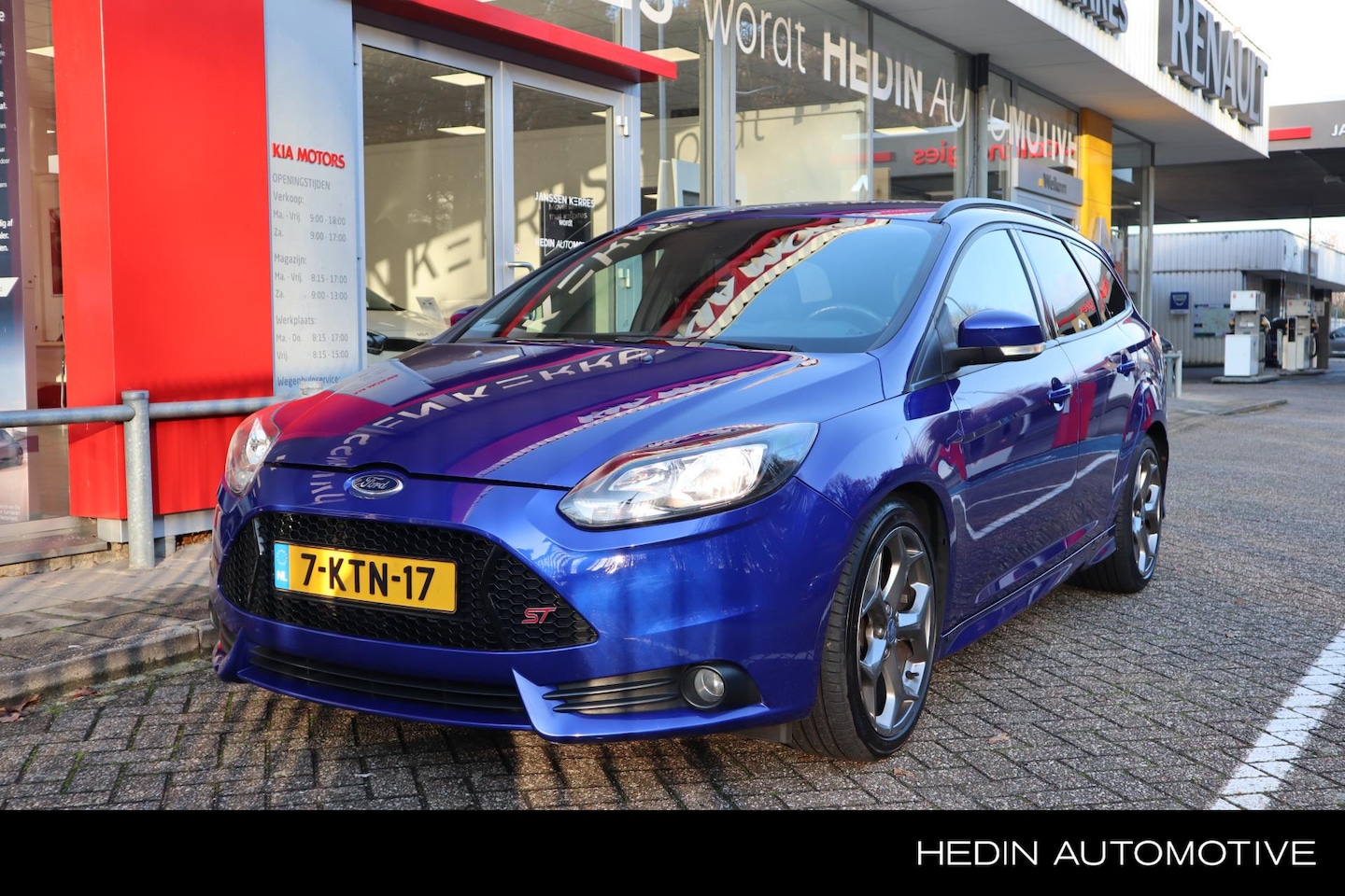 Ford Focus Wagon - 2.0 EcoBoost ST-250PK | Navigatie | Climate Contro Leder/Stof | 250pk - AutoWereld.nl