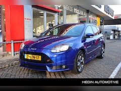 Ford Focus Wagon - 2.0 EcoBoost ST-250PK | Navigatie | Climate Contro Leder/Stof | 250pk