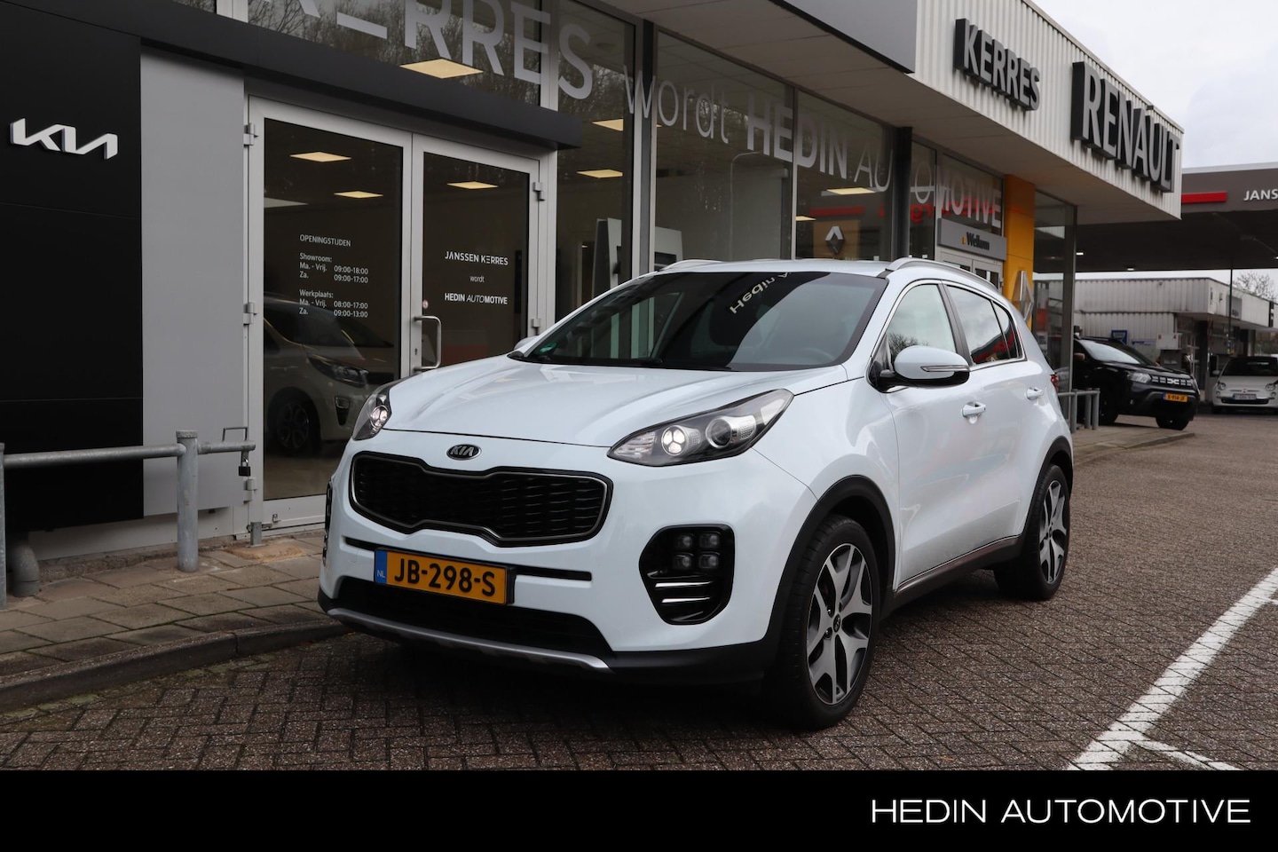 Kia Sportage - 1.6 T-GDI GT-Line First Edition LEDER / NAVIGATIE / CAMERA / TREKHAAK - AutoWereld.nl