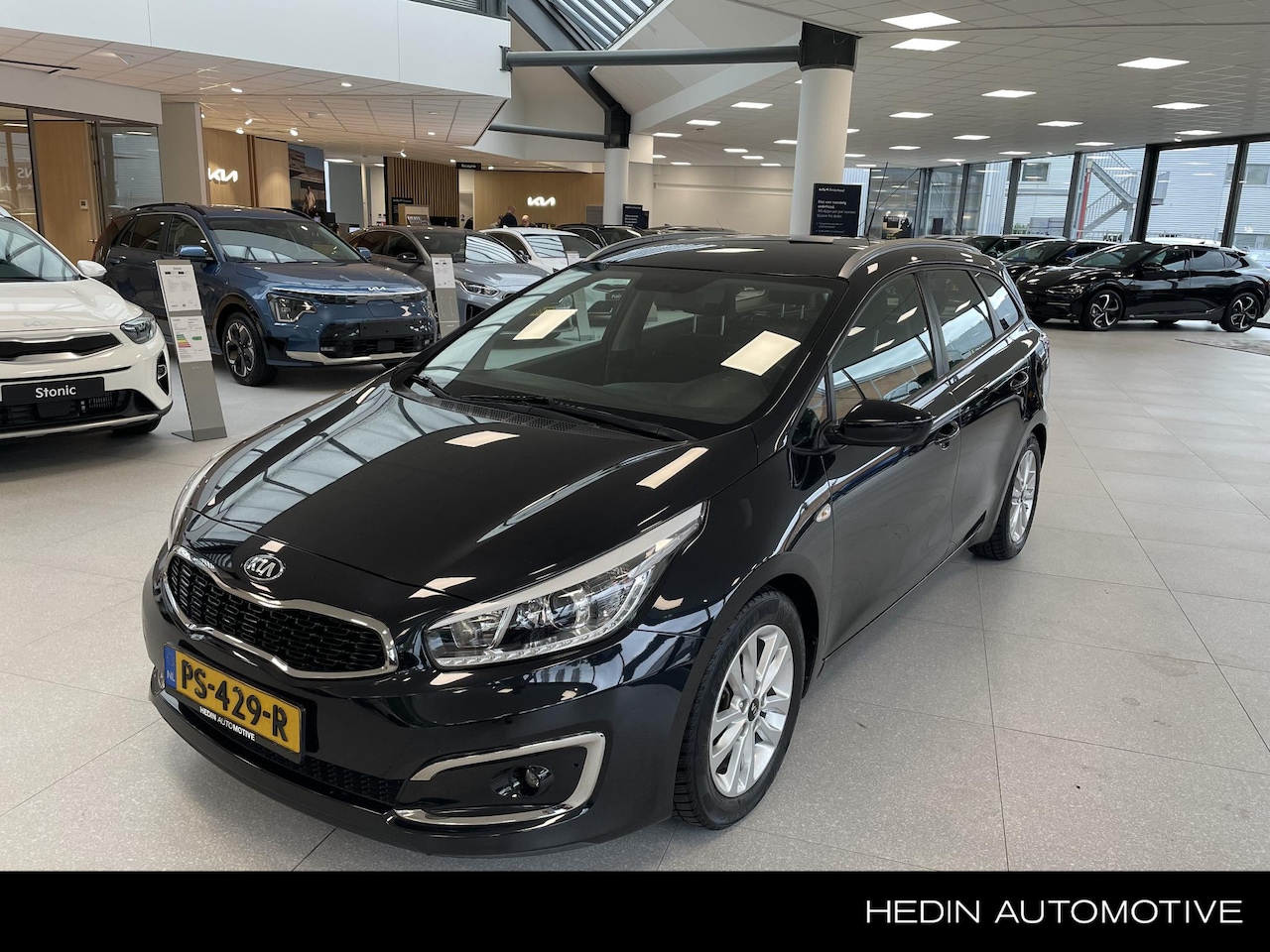 Kia Cee'd Sportswagon - 1.6 GDI First Edition 1.6 GDI First Edition - AutoWereld.nl