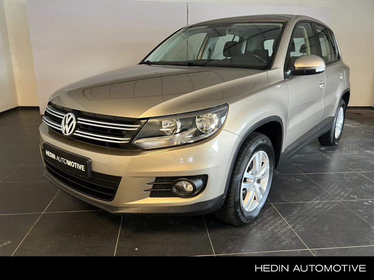 Volkswagen Tiguan - 1.4 TSI 160 PK Comfort&Design 4Motion Navigatie | Airco | Trekhaak | - AutoWereld.nl