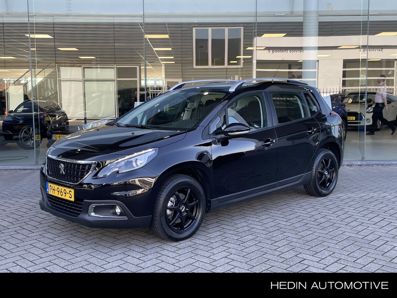 Peugeot 2008 - 1.2 PureTech Blue Lion 1.2 PureTech Blue Lion - AutoWereld.nl