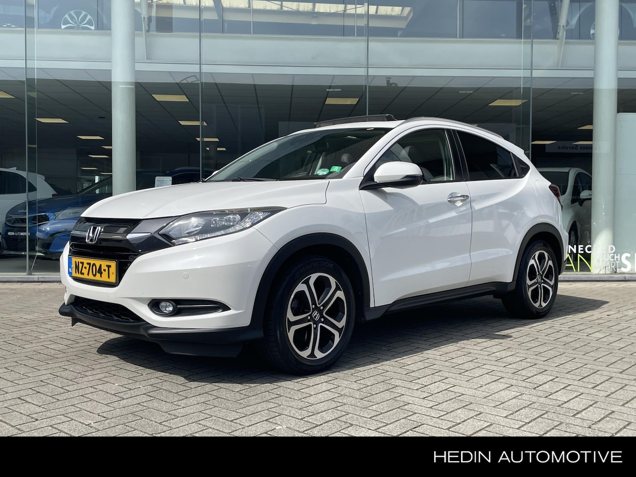 Honda HR-V - 1.5 i-VTEC Executive NAV | Climate Control | PDC | Panorama\schuifdak | PDC V&A - AutoWereld.nl