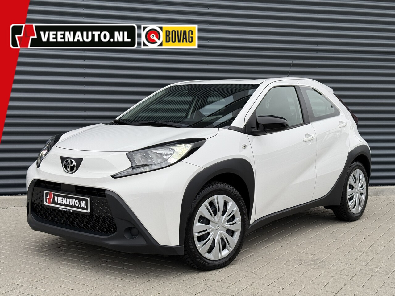 Toyota Aygo X - 1.0 VVT-i MT Play 12 KM NIEUWE AUTO!! - AutoWereld.nl