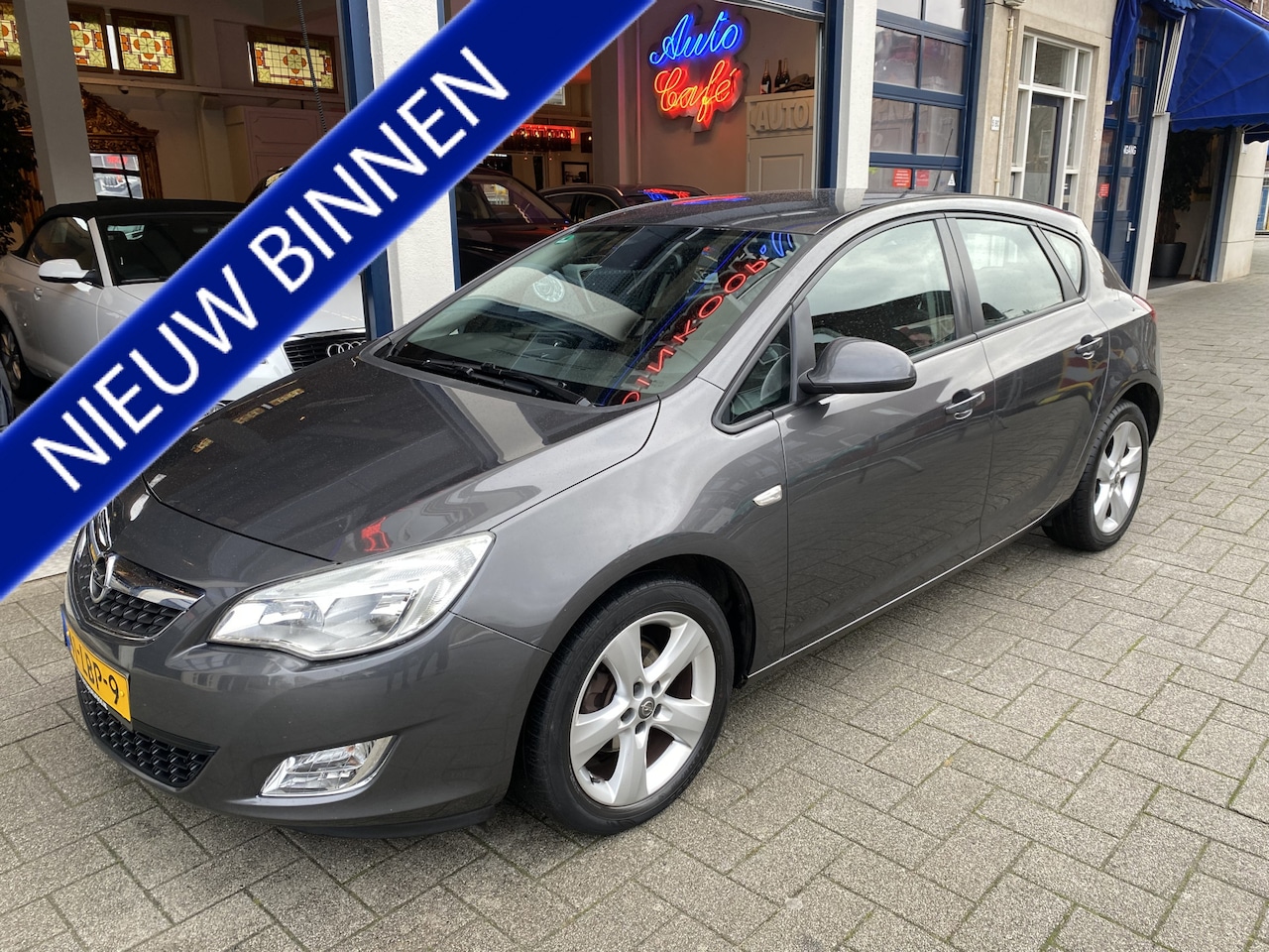 Opel Astra - 1.6 Edition AIRCO/CRUISE/DEALER ONDERHOUDEN/NW APK - AutoWereld.nl