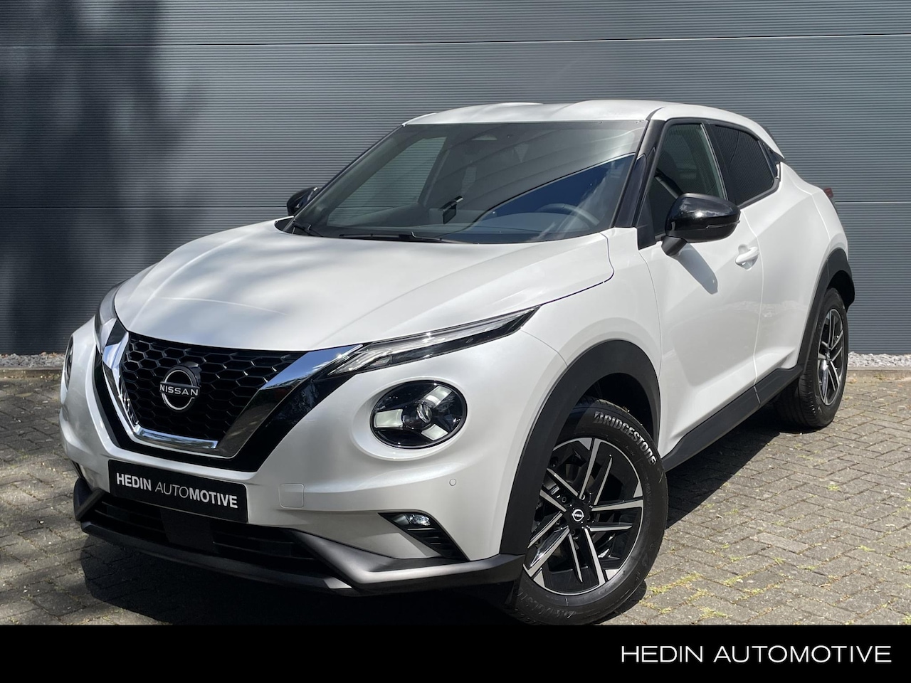 Nissan Juke - 1.0 DIG-T N-Connecta Facelift | Navigatie | Apple Carplay | Parkeersensoren | Camera - AutoWereld.nl