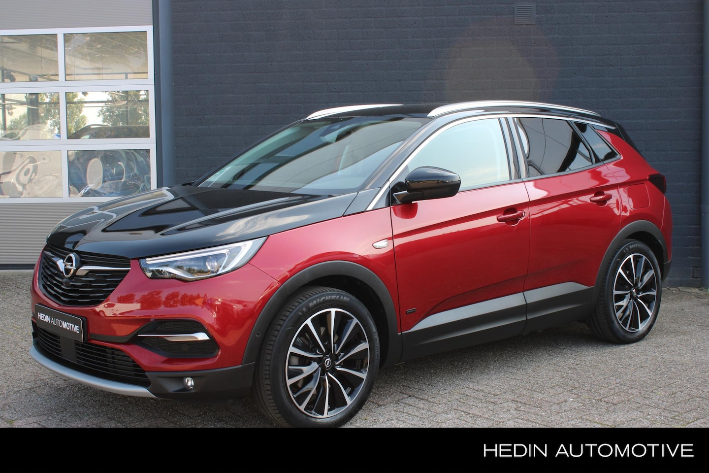 Opel Grandland X - 1.6 Turbo Hybrid4 Ultimate Automaat/Navi/Camera/Clima/Adaptieve Cruise control/Radio-DAB-U - AutoWereld.nl