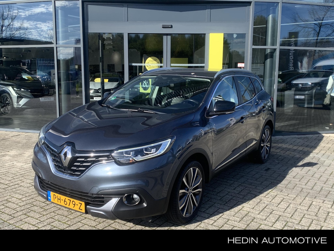 Renault Kadjar - 1.2 TCe Bose | Navigatie | Trekhaak | All Season banden - AutoWereld.nl