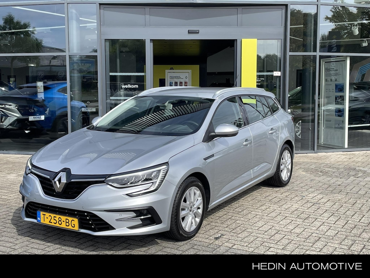 Renault Mégane Estate - 1.3 TCe 140 Equilibre APPLE CARPLAY/ANDROID AUTO | CLIMATE CONTROL | CRUISE CONTROL | ACHT - AutoWereld.nl