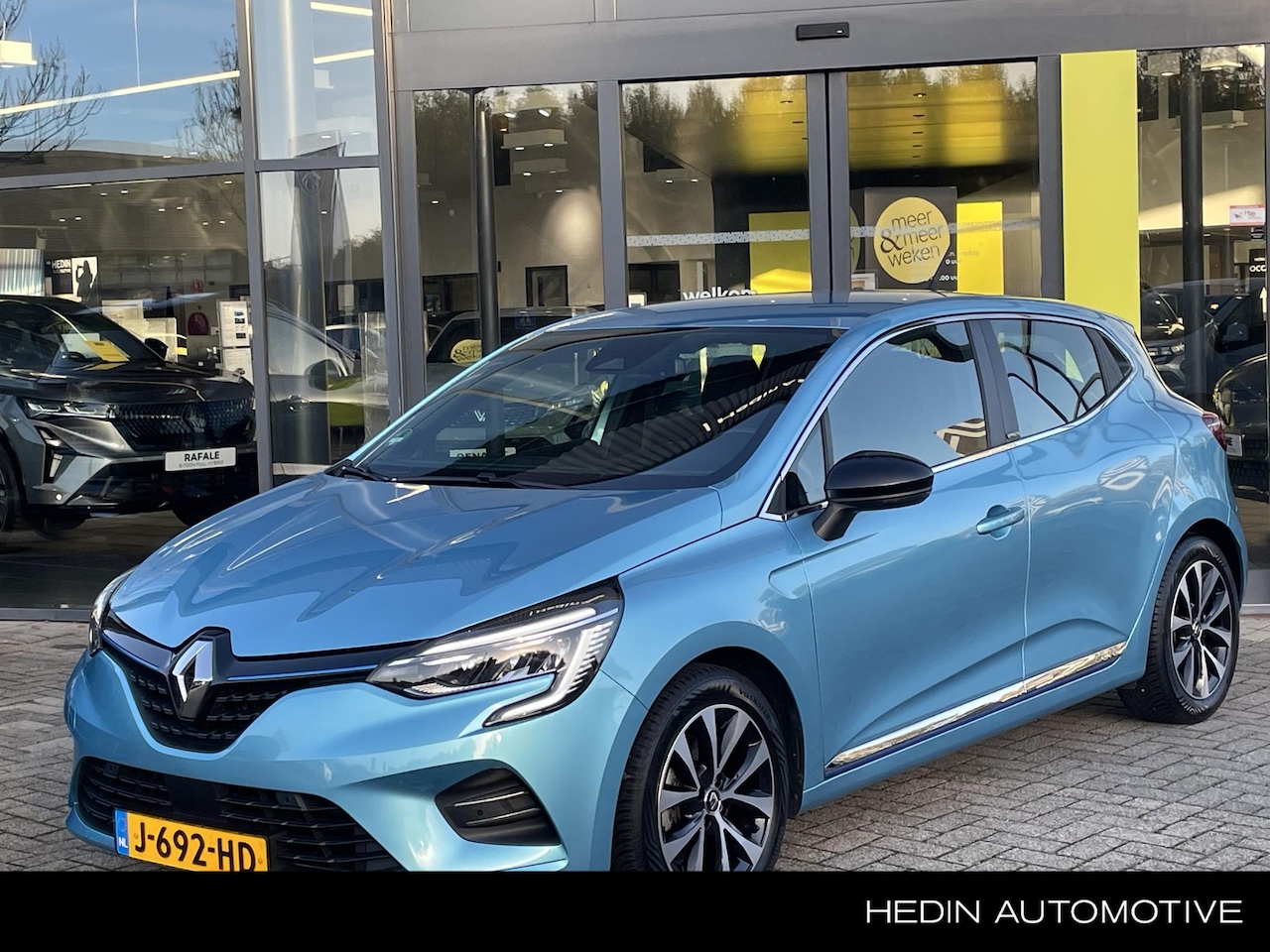 Renault Clio - 1.6 E-Tech Hybrid 140 Intens APPLE CARPLAY/ANDROID AUTO | LICHTMETALEN VELGEN | CLIMATE CO - AutoWereld.nl