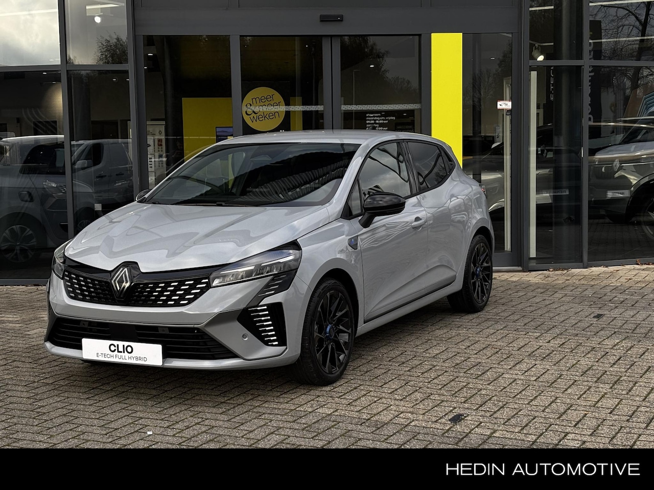 Renault Clio - 1.6 E-Tech Full Hybrid 145 esprit Alpine Apple carplay/android auto | Lichtmetalen velgen - AutoWereld.nl