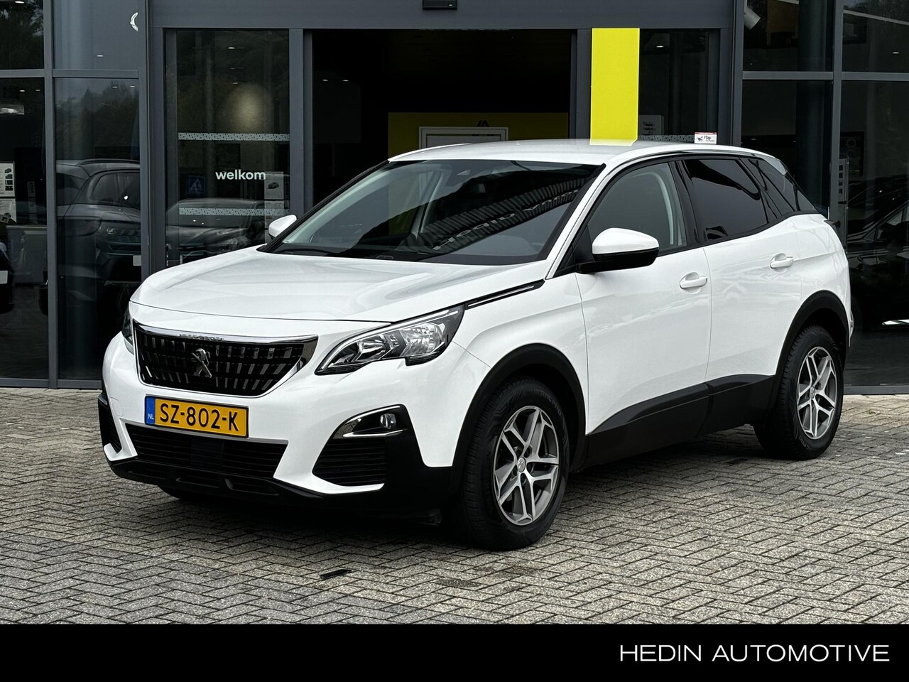 Peugeot 3008 - 1.2 PureTech Blue Lease Executive APPLE CARPLAY/ANDROID AUTO | PARKEERSENSOREN | LICHTMETA - AutoWereld.nl