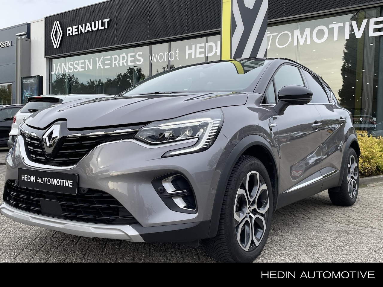 Renault Captur - TCe 140 Intens AUTOMAAT "Camera Rondom, Clima, Stoelverwarming, Groot Navi" - AutoWereld.nl