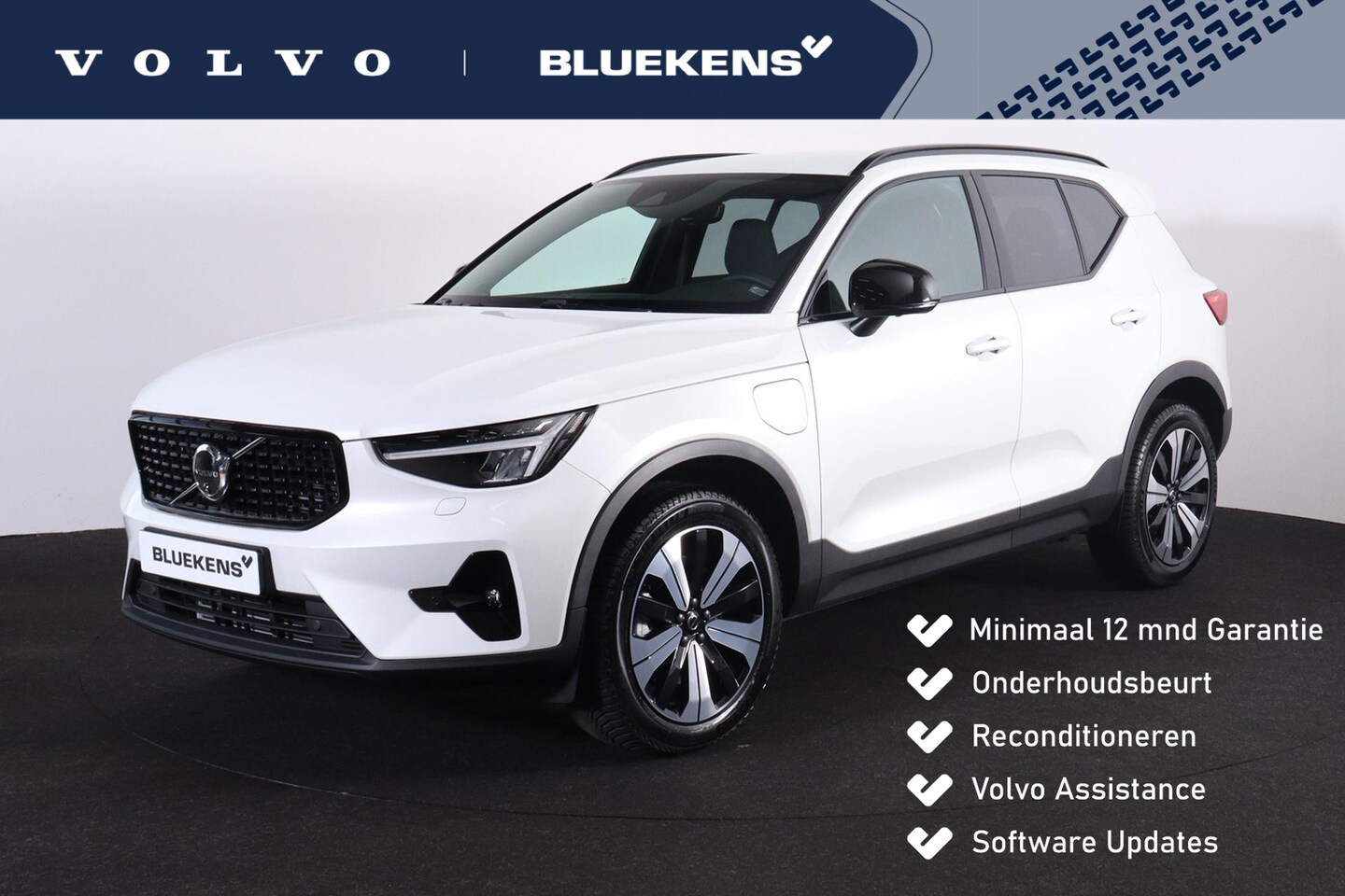 Volvo XC40 - T4 Recharge Plus Dark - IntelliSafe Assist - 360° Camera - Harman/Kardon audio - Verwarmde - AutoWereld.nl