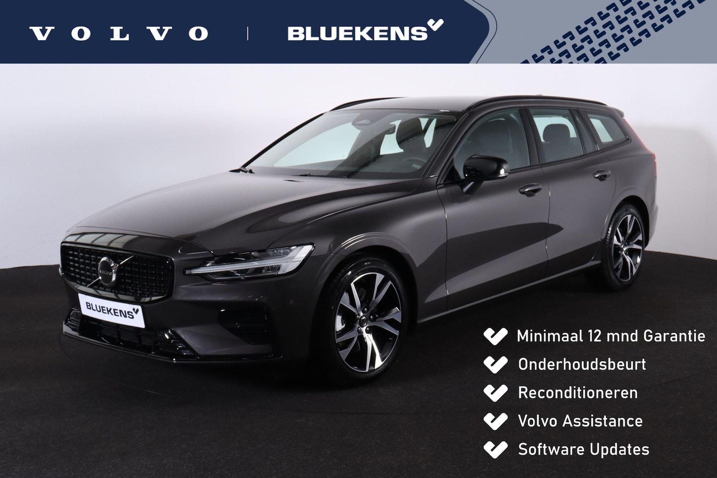 Volvo V60 - B4 Plus Dark - IntelliSafe Assist & Surround - Parkeercamera achter - Verwarmde voorstoele - AutoWereld.nl