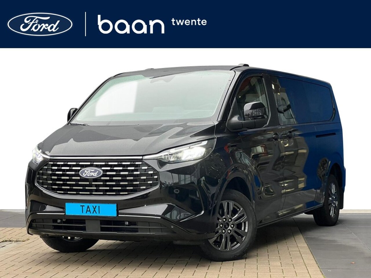 Ford Tourneo Connect - Custom | Excl. BTW / Incl. BPM €64.719,- | PHEV 233PK Titanium L2 | TAXI | 8 Persoons | Fo - AutoWereld.nl