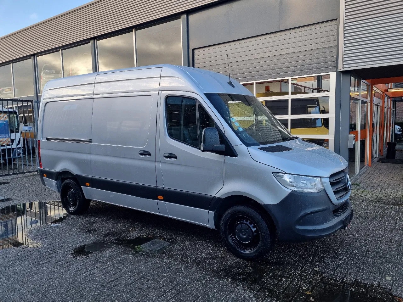 Mercedes-Benz Sprinter - 316 CDI L2H2 2.2 CDI RWD Euro 6C - AutoWereld.nl