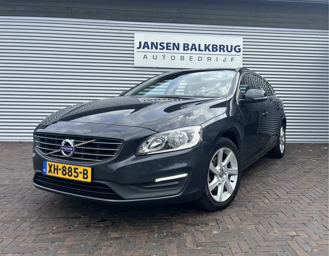 Volvo V60 - 1.6 D2 Summum 1.6 D2 Summum - AutoWereld.nl