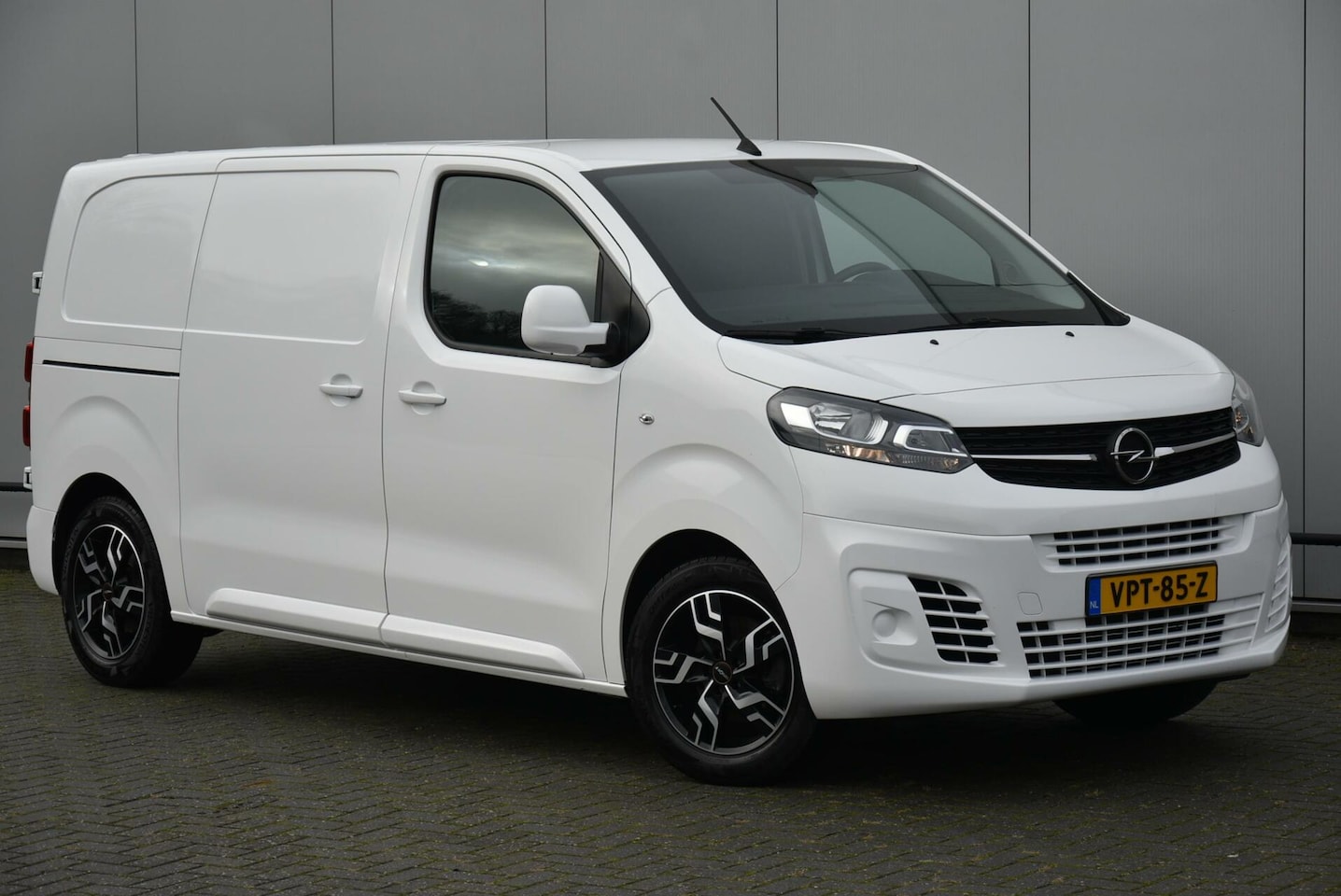 Opel Vivaro - bestel 2.0 CDTI L2H1 Innovation - AutoWereld.nl