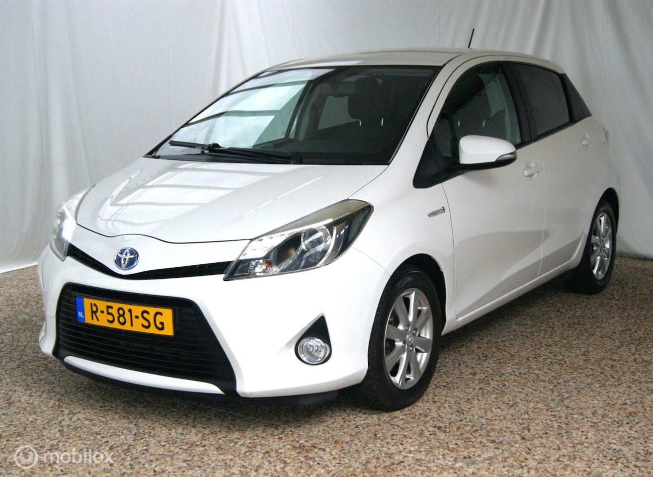 Toyota Yaris - 1.5 Full Hybrid Comfort 1.5 Full Hybrid Comfort - AutoWereld.nl