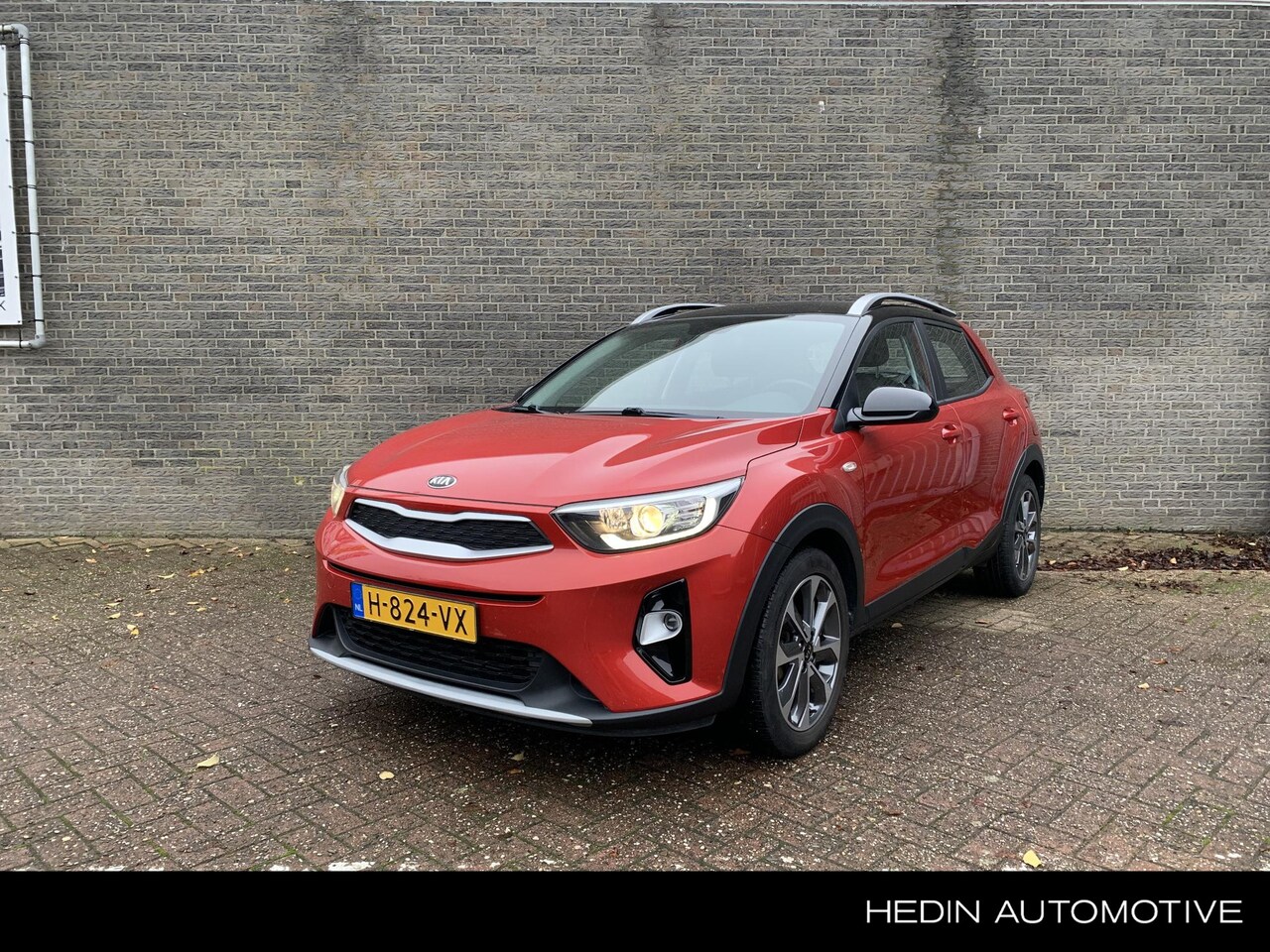 Kia Stonic - 1.0 T-GDi DynamicLine Cruise Control | NAVI | Achteruitrijcamera | 17" Licht metalen velge - AutoWereld.nl