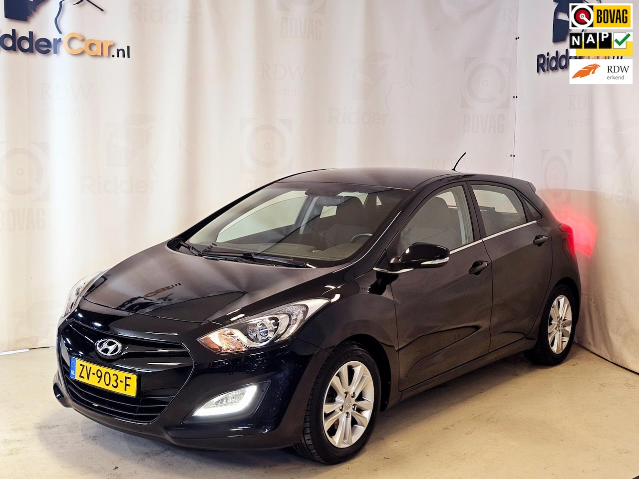 Hyundai i30 - 1.4|1E EIG|CRUISE|PARK SENS|BLUETOOTH|AIRCO|APK8-25| - AutoWereld.nl